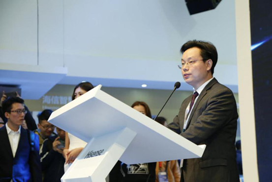 天玑系列再添新成员 海信冰箱携手苏宁亮相AWE