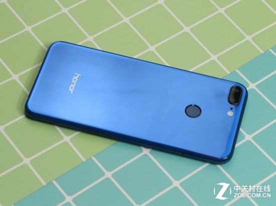 3000元就能入手拍照神器 天猫优惠购 