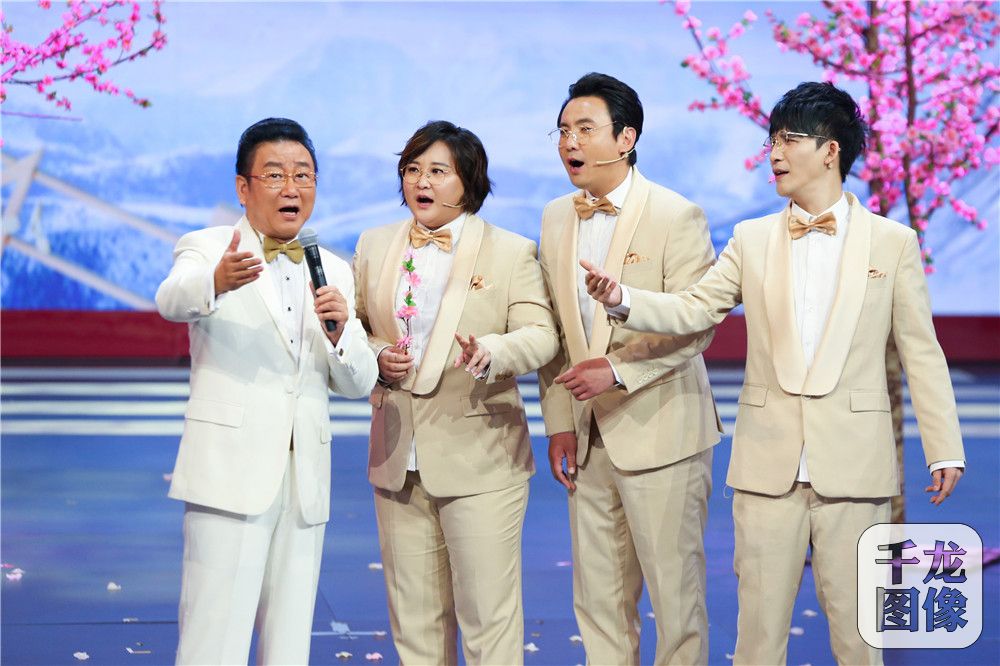 沈腾贾玲大张伟蒋大为《敢问路在何方》