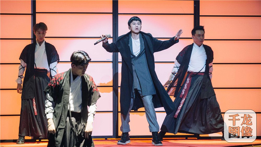 张杰王源《好汉歌》1