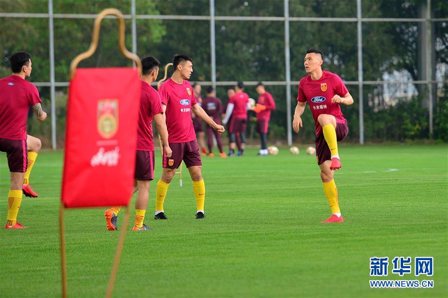 （体育）（4）足球&mdash;&mdash;中国杯：国足赛前备战