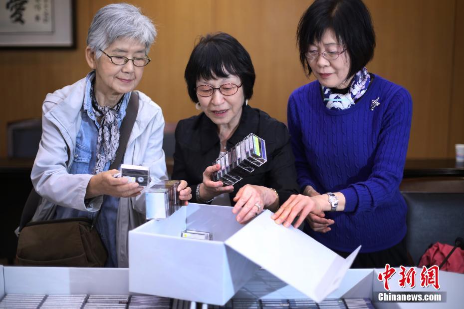 日本友人松冈环捐赠南京大屠杀幸存者影像&ldquo;为历史作证&rdquo;
