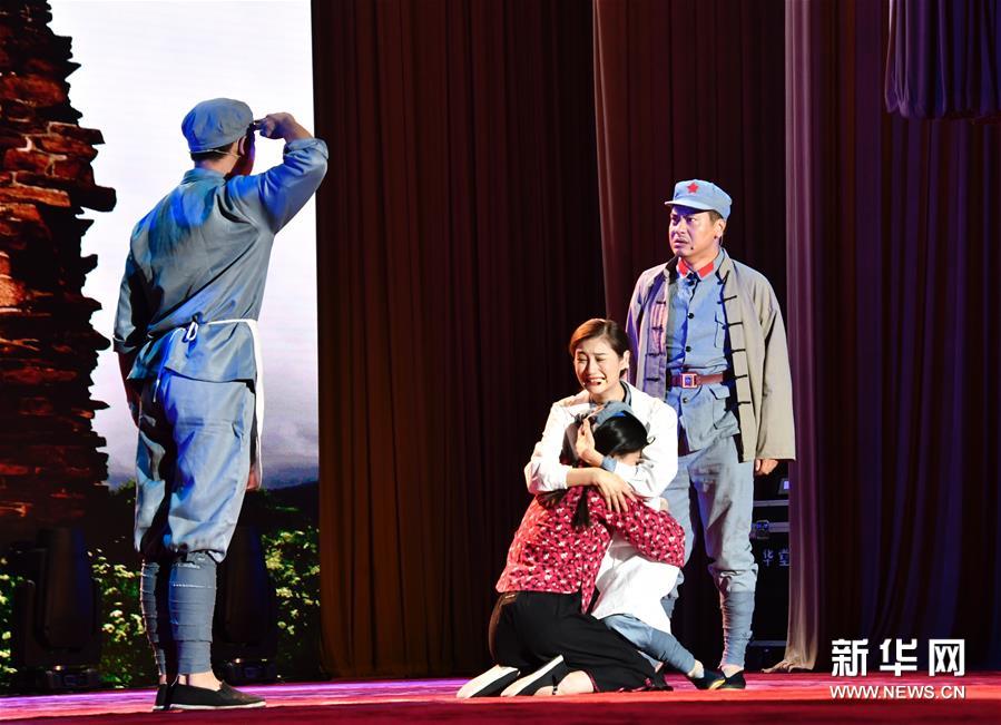 (文化)(3)大型爱国主义儿童剧《草原红星》在京上演