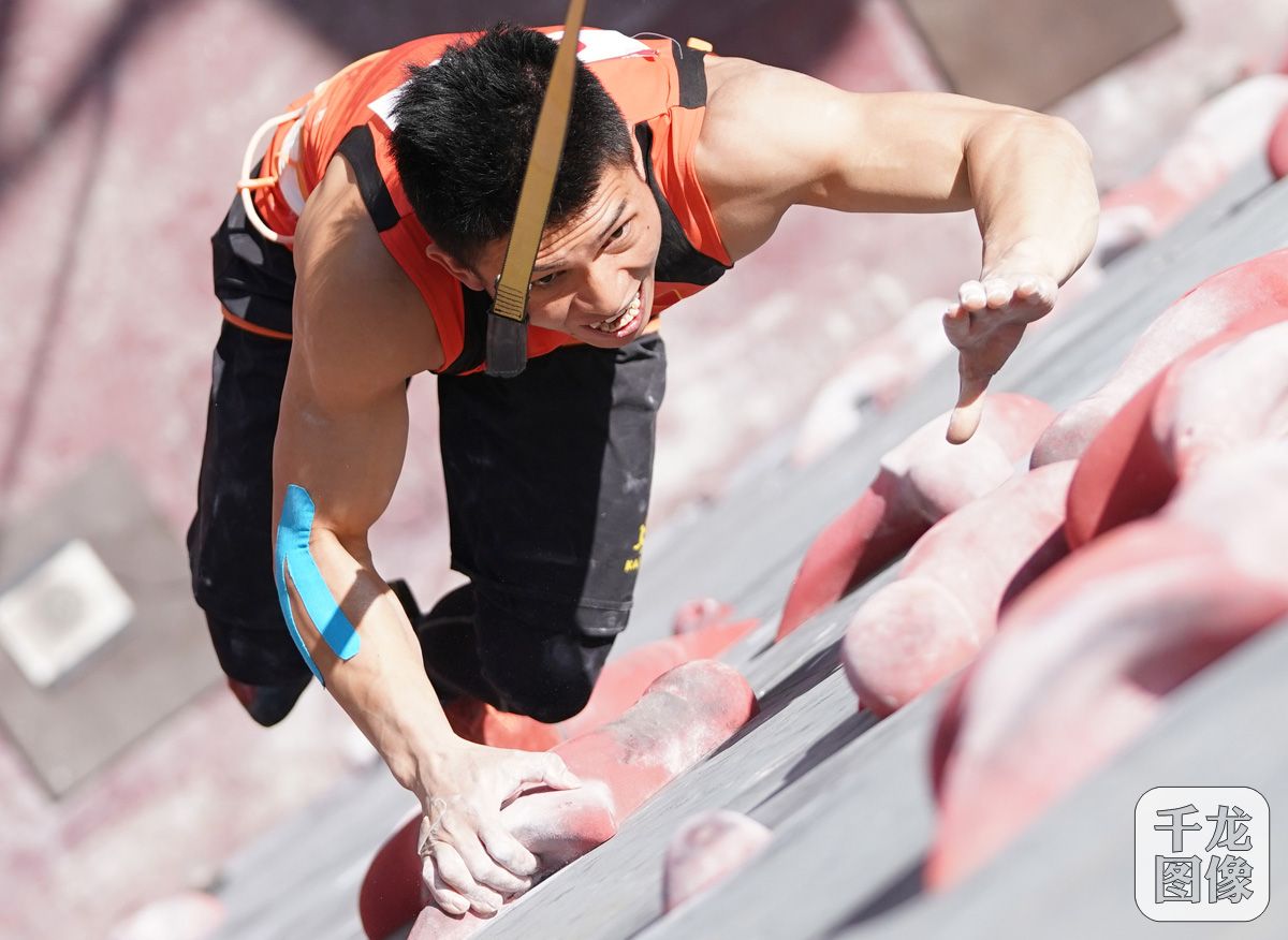 钟齐鑫在速度赛中