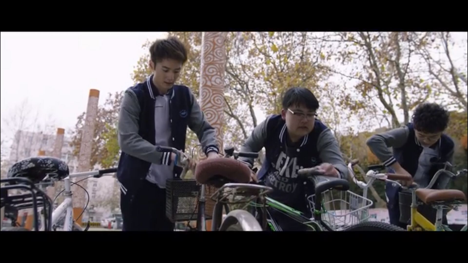 电影《热血跨男》上线 浪子逆袭重回校园邂逅