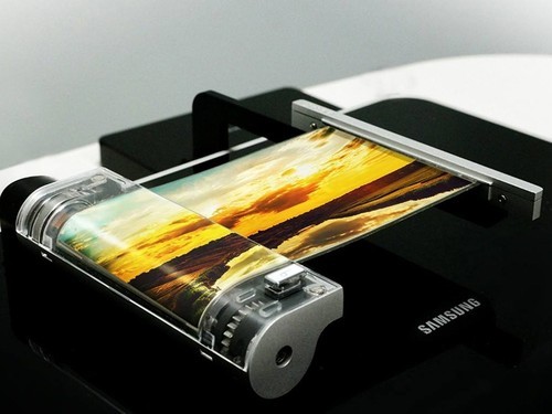 三星折叠屏又有新突破 三屏内折叠设计曝光