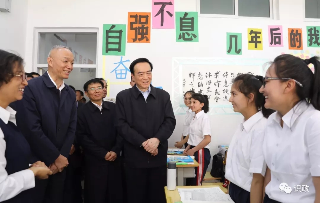 北京市委书记蔡奇肩负重任飞赴新疆和田!