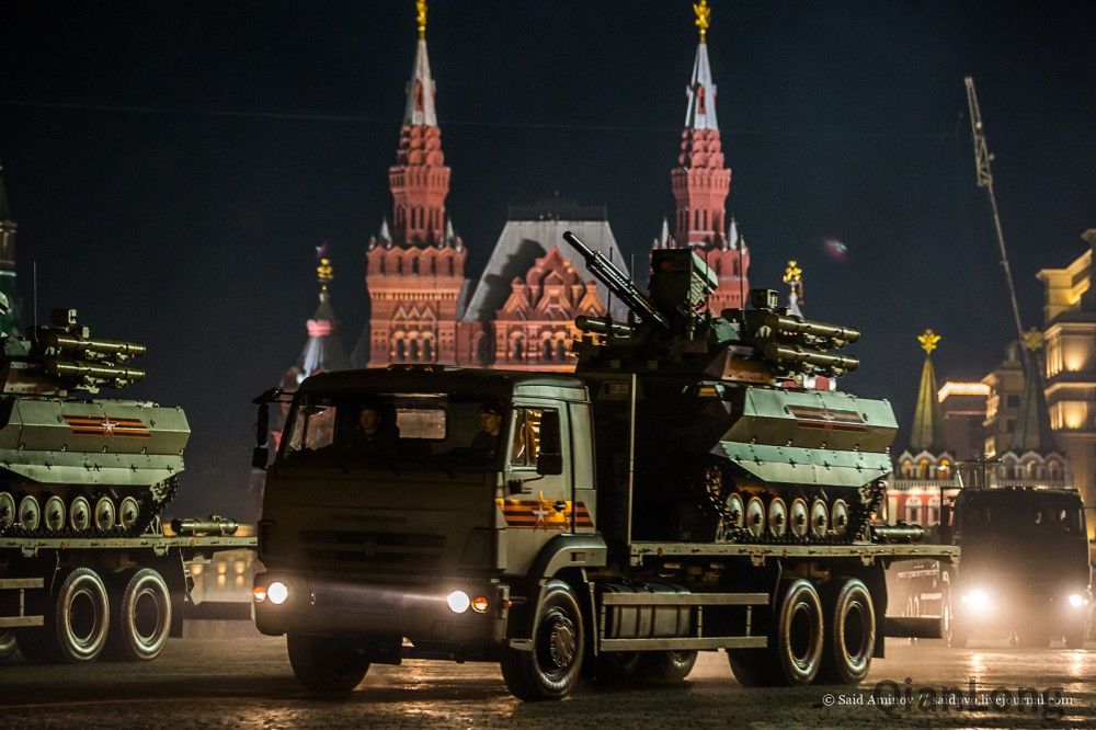 俄军多种新武器亮相阅兵式彩排现场 但无人作