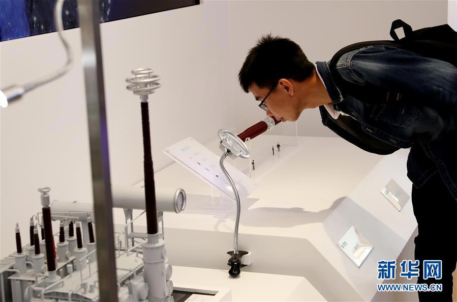 学者:把中国实力吹上天或贬入地 本质上都是由