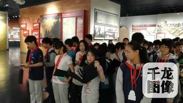 北京市十一学校一分校参观中国人民抗日战争纪念馆