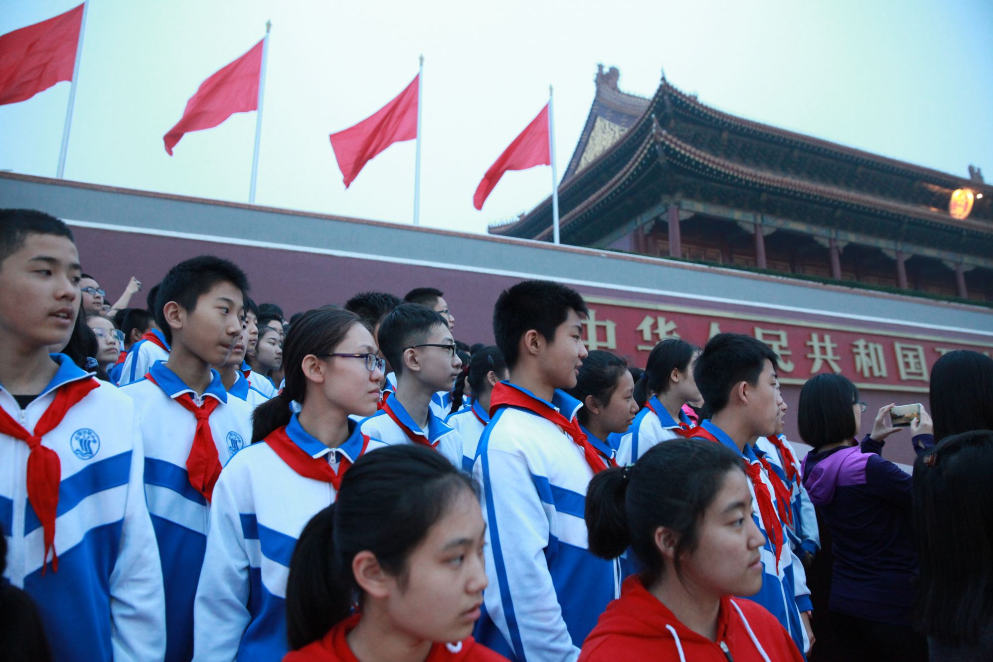 “红旗飘扬·启志少年”——三帆中学裕中校区升旗观礼3