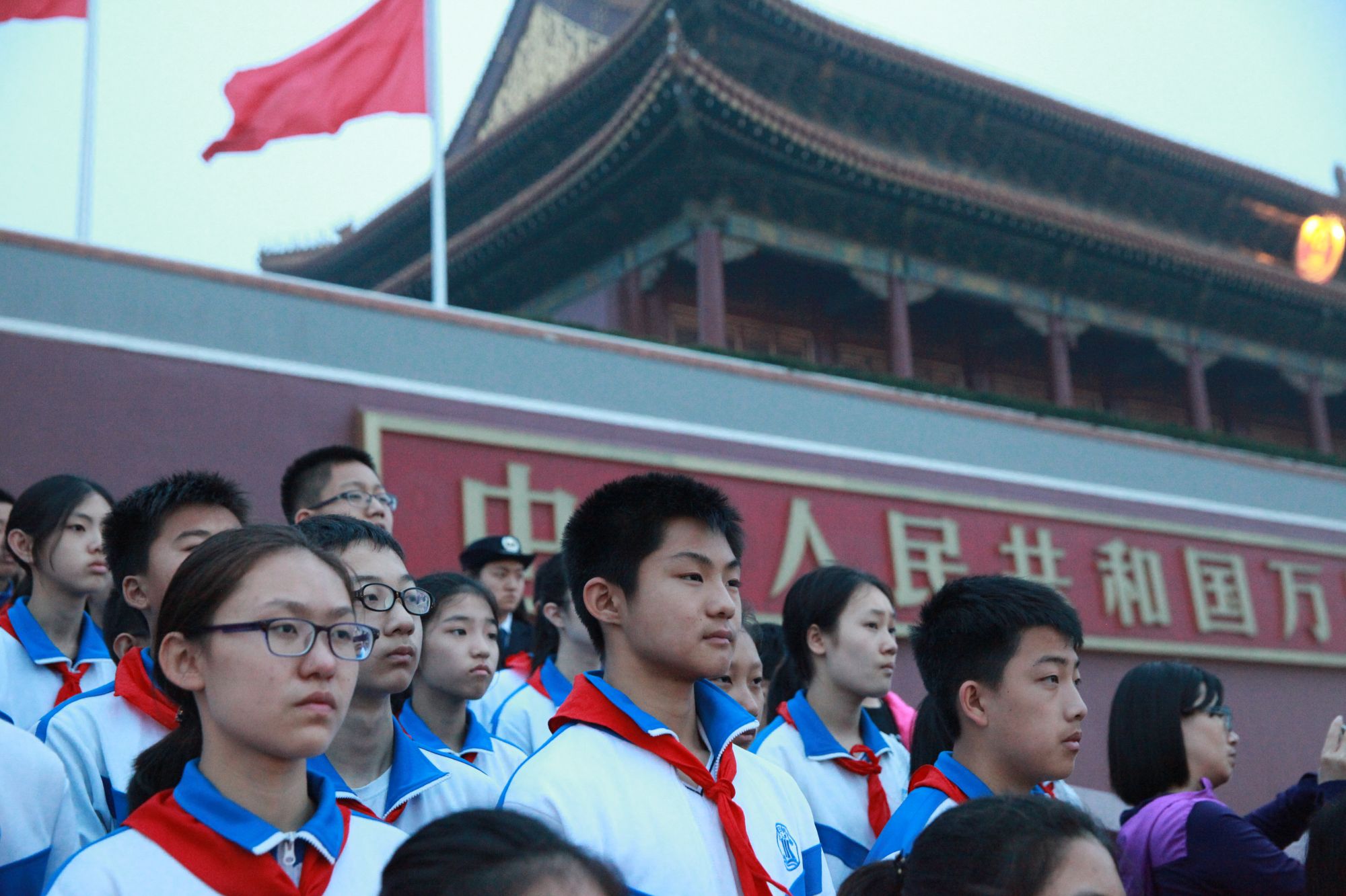 “红旗飘扬·启志少年”——三帆中学裕中校区升旗观礼4