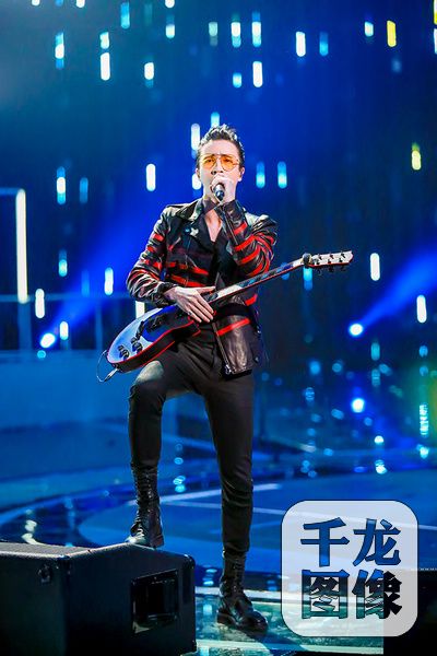 《无限歌谣季》薛之谦岳云鹏合唱《醒来》