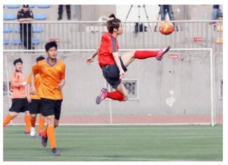 TA因世界杯成为舆论热点 贴吧红人、前国脚李