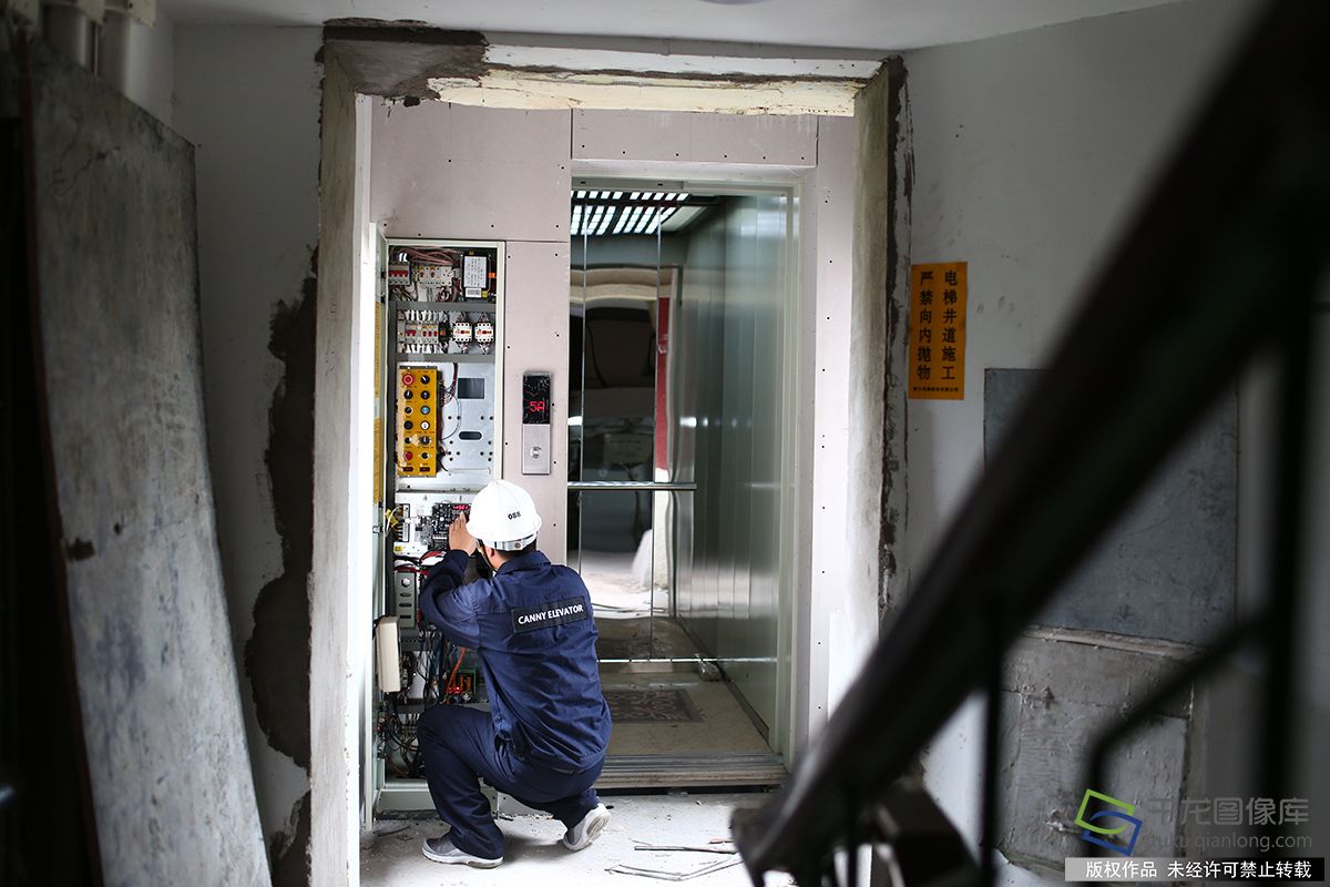 疏解整治促提升|北京海淀老旧小区电梯安装走