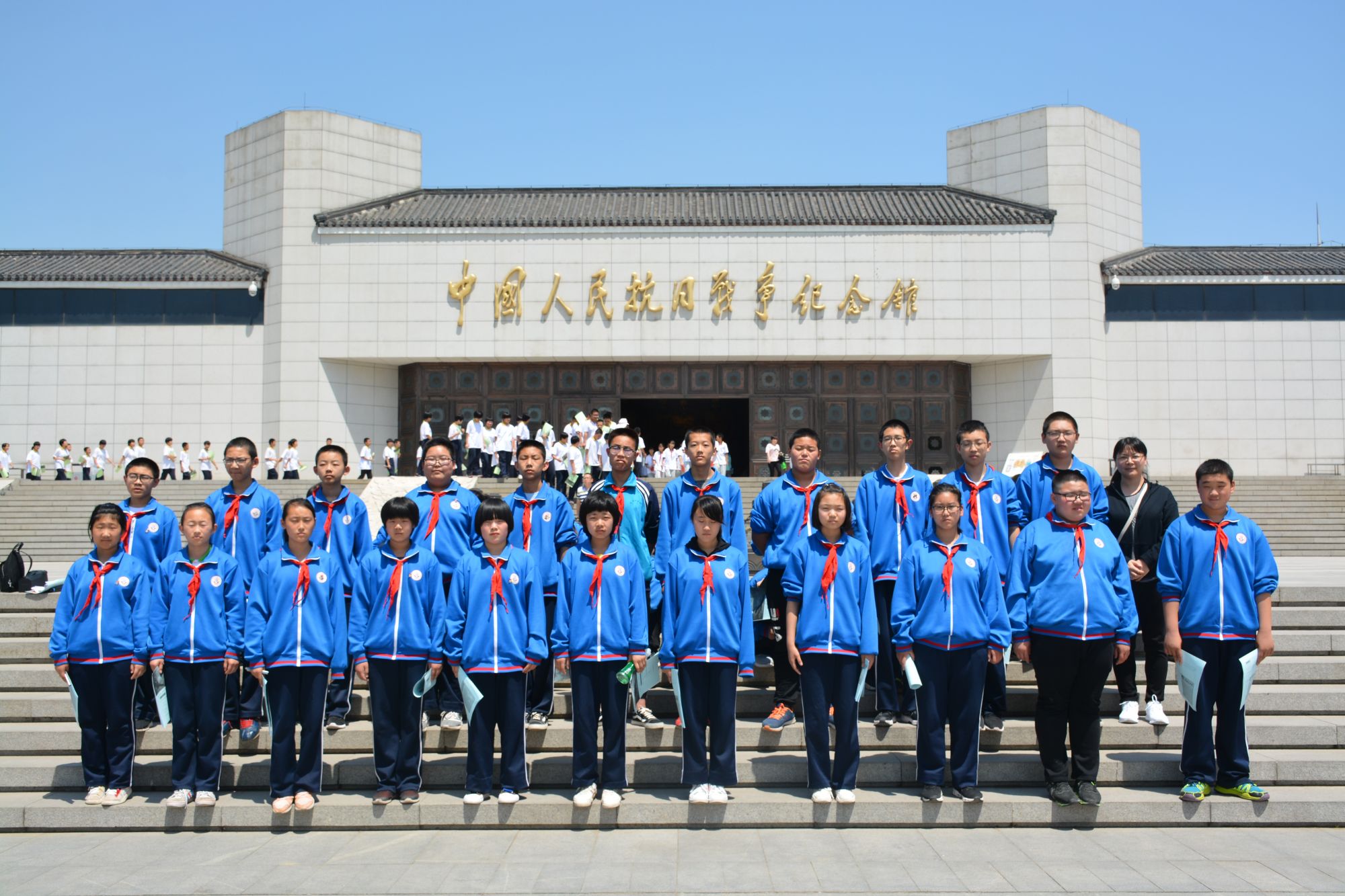 北二外平谷附属学校参观抗战馆