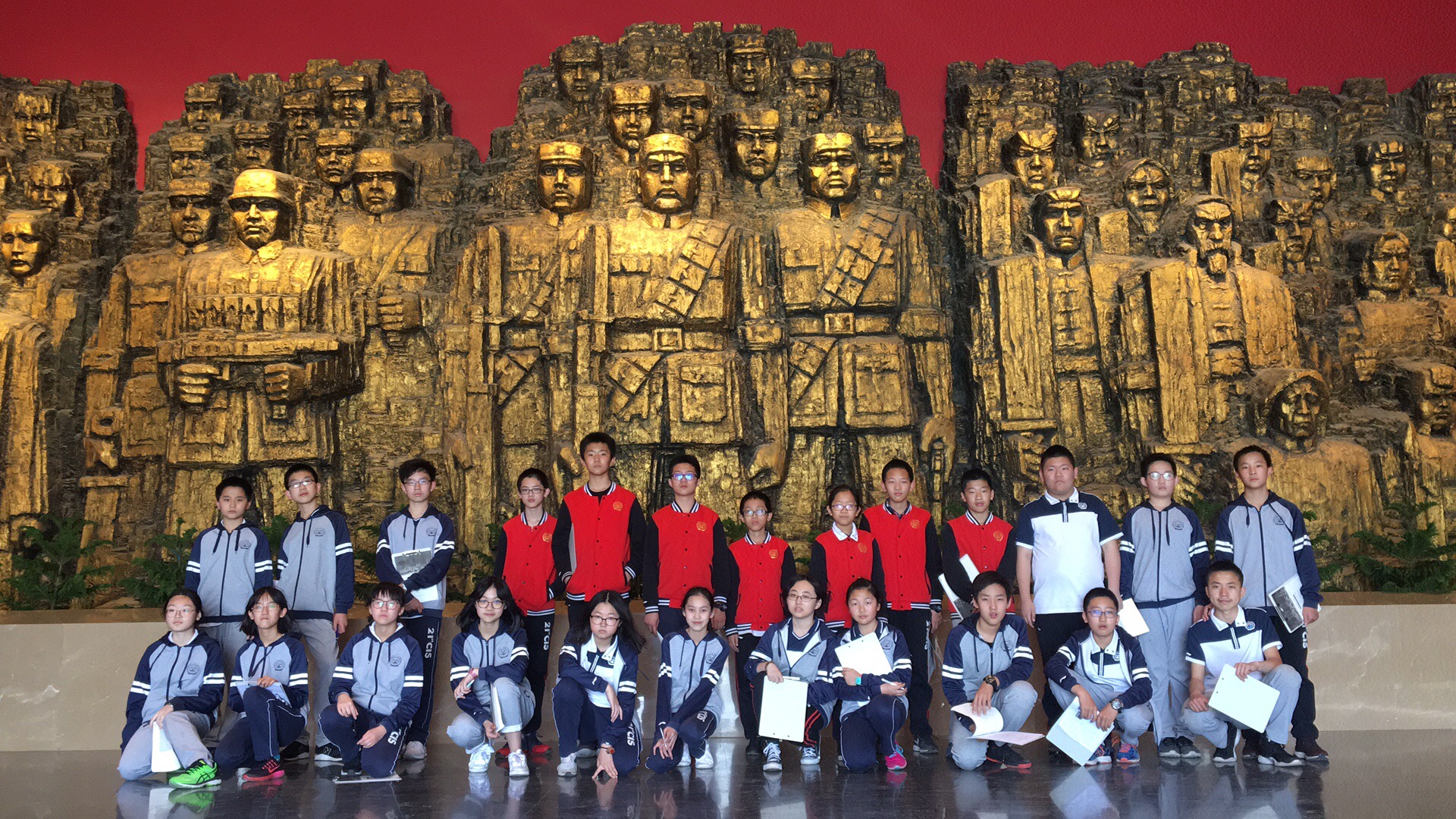 21世纪国际学校参观抗战纪念馆