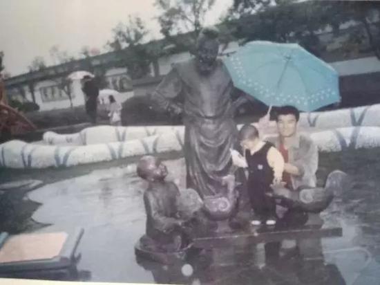 孟祥斌与孟诗妍合影