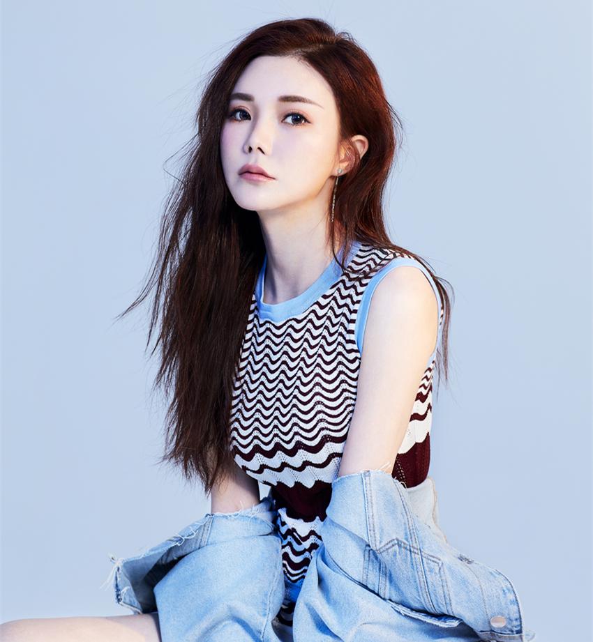 听一次哭一次,云菲菲酷狗首唱《殇雪》,失恋汪慎入