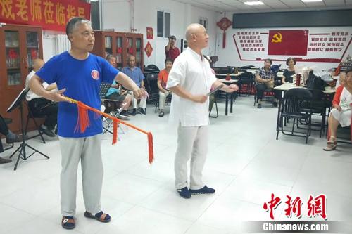点击进入下一页