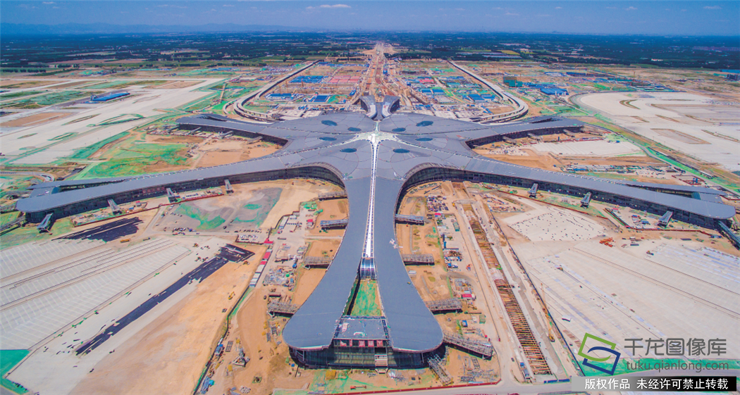 在建的世界新七大奇迹之首——北京新机场航站楼