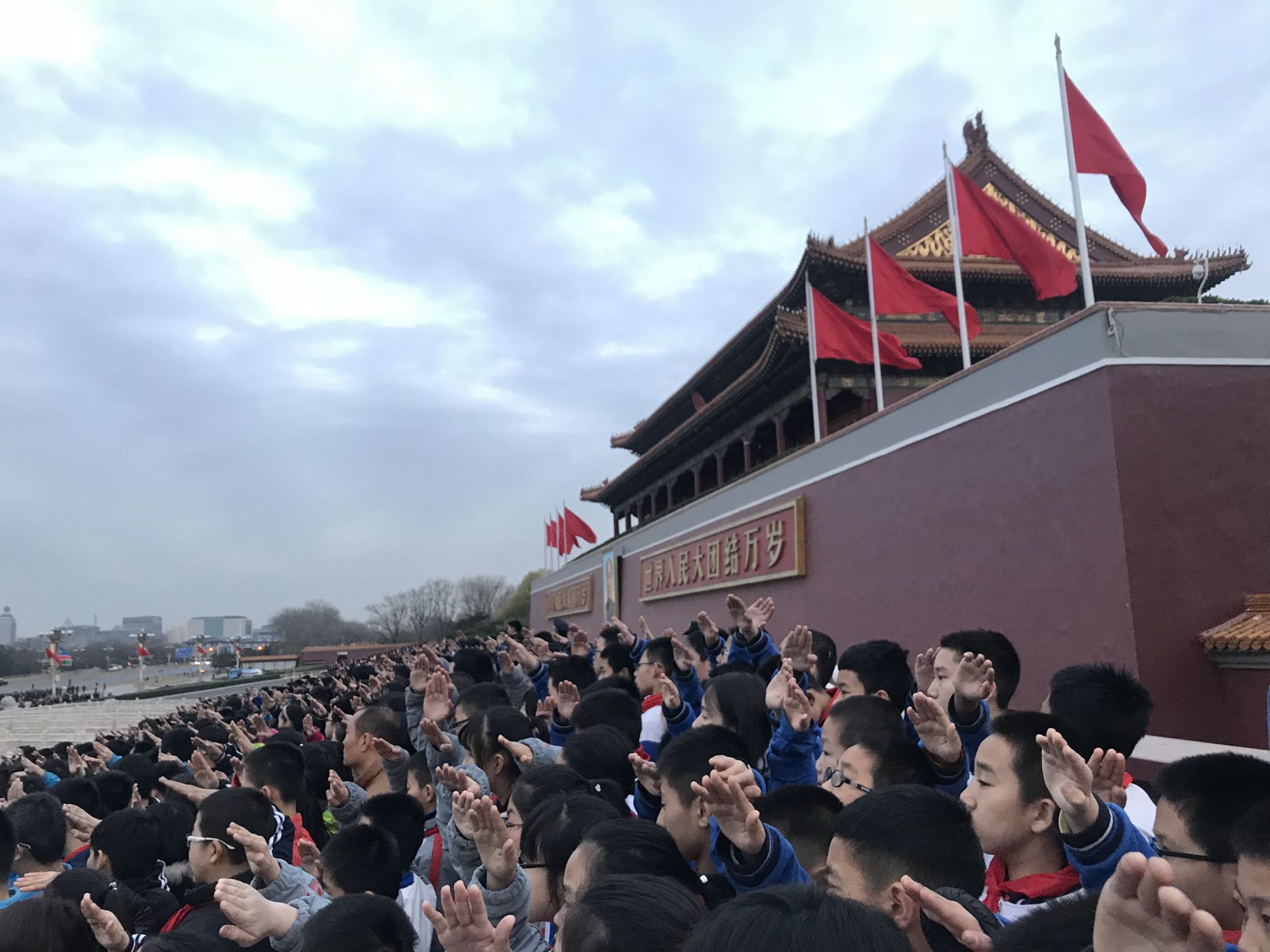 国旗下的少年畅想中国梦