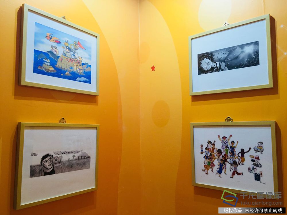 2018中国童书博览会发起每天1小时 为爱伴读