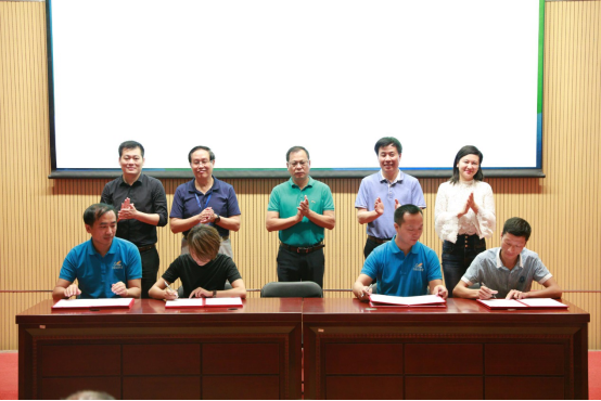 返乡创业女硕士南下寻找致富经 碧桂园寻找爱