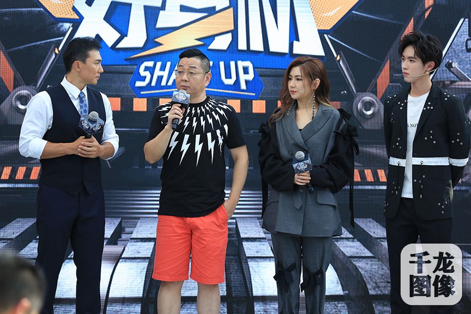 3《加油好身材》总教练刘畊宏、体验明星张绍刚、Selina任家萱、张逸杰