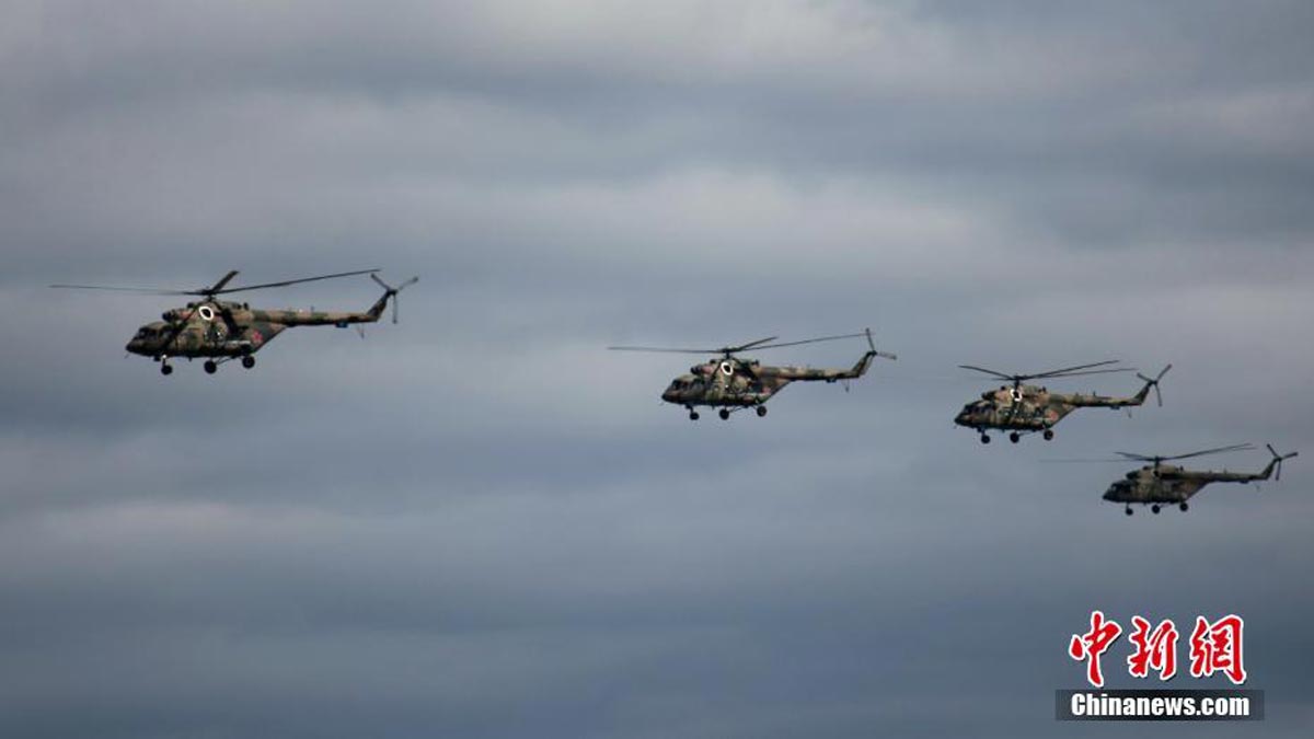 东方-2018战略演习举行联合战役演练和沙场