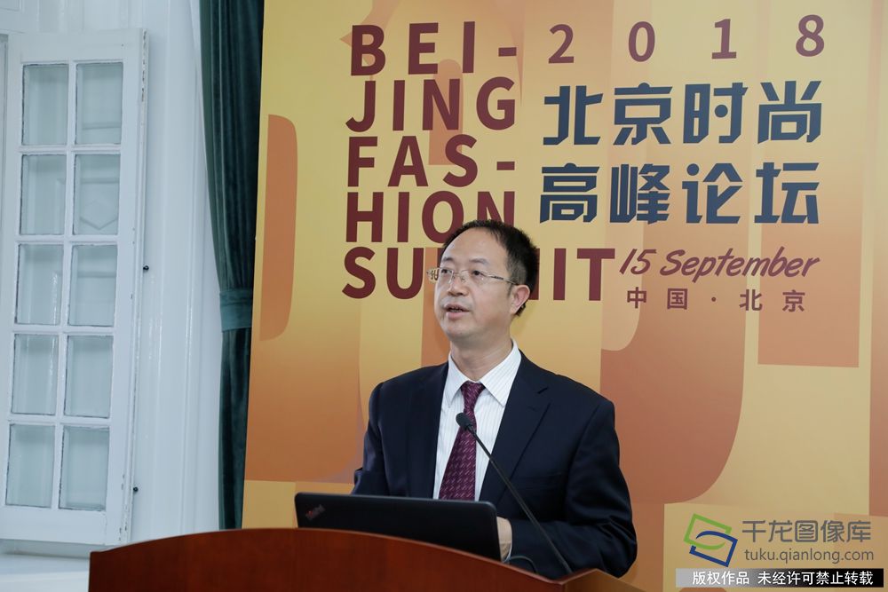 北京市委副秘书长，宣传部副部长余俊生
