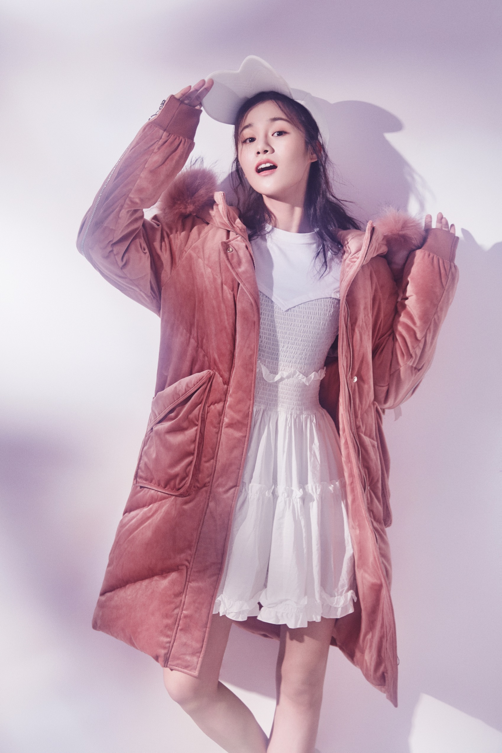 安悦溪戏里撒糖秀恩爱 戏外“恋爱宝贝”模样甜如蜜