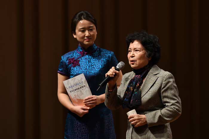 弘扬传统美德，传承优良家风。10月21日，由首都文明办与国家大剧院共同主办的“致我亲爱的孩子·艺术之家的最美传承”主题音乐会在国家大剧院小剧场隆重举行。作为2018年“家风”系列活动的收官之作，本场音乐会邀请了来自十六区县的200多个“文明小使者”家庭到场观看演出，让青少年在艺术的滋养中感悟家风传承。