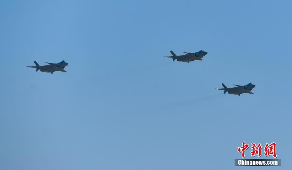 三架歼 炫技18珠海航展总师杨伟 飞行表演相当到位有两大突破 千龙网 中国首都网
