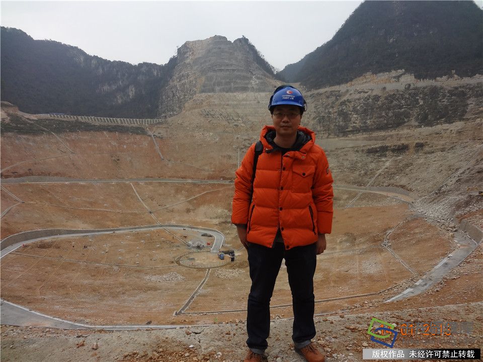 张琳参与设计了500米口径球面射电望远镜主体结构、北京新机场航站楼等重点项目
