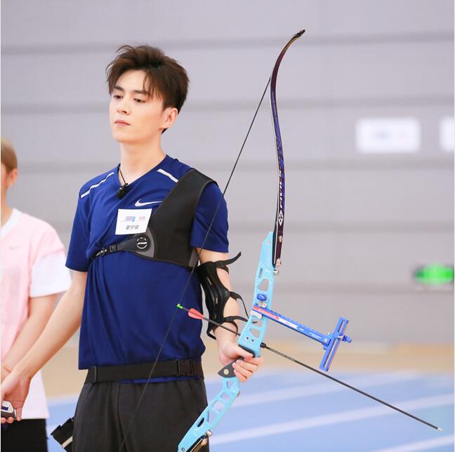 夏宁骏成队内开心果 《超新星全运会》解锁新形象