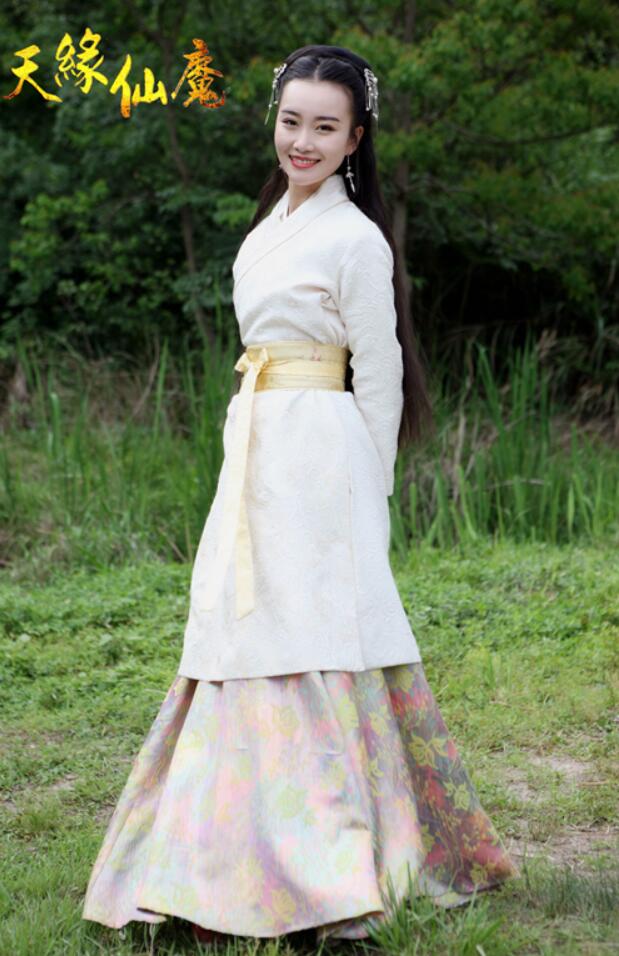 电影《天缘仙魔》热映 赵飞燕痴情演绎获好评