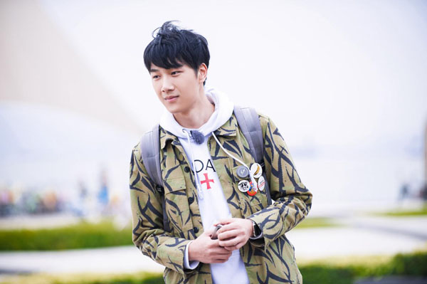 《女儿们的恋爱》傅园慧与男生约会 帐篷餐厅