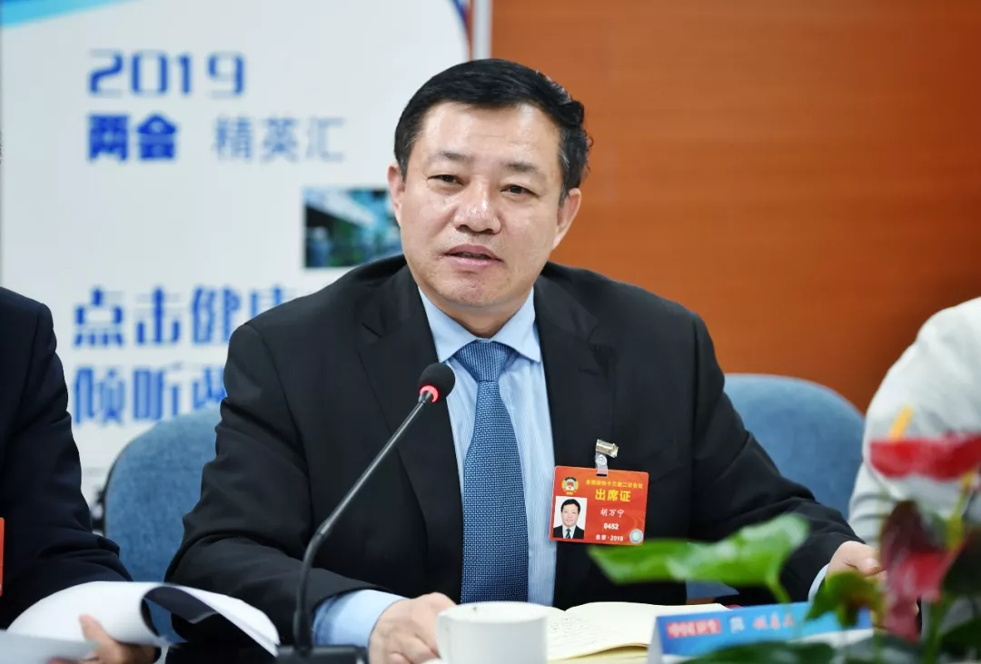 【两会】健康领域热点这么多，究竟什么话题同时引起了代表委员和临床专家热议