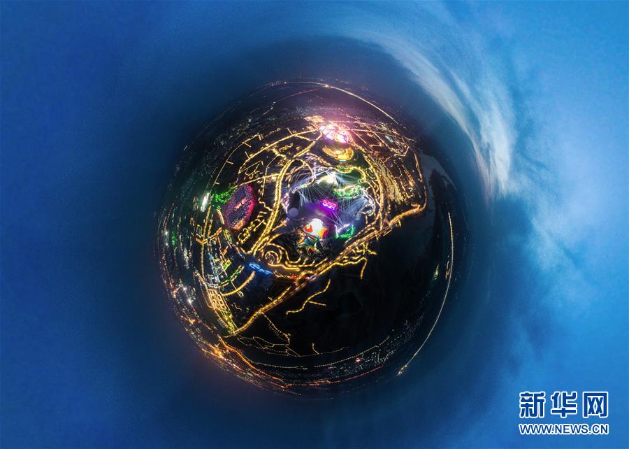这是3月26日无人机拍摄的北京世园会园区“小行星”效果图（电脑合成）。 截至3月28日，北京世园会园区建设工作已进入冲刺阶段，园区基本成形，公共区域主要建筑全面完工，室内布展正在进行中。 新华社记者 王建华 摄