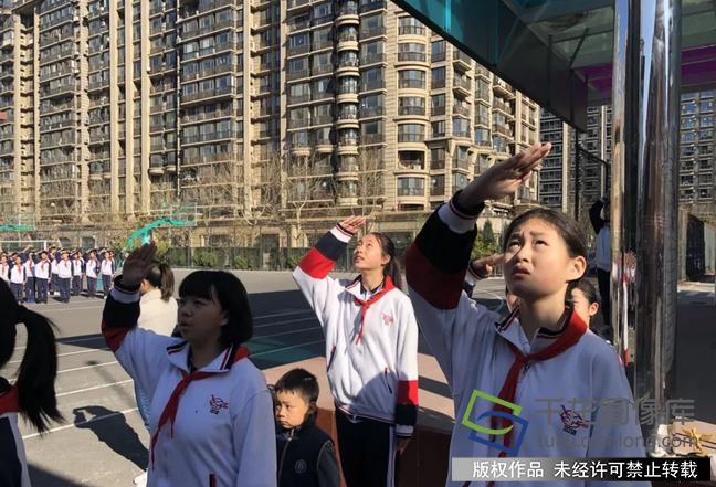 QQ图点点滴滴的多多多多多多多多片20190404110459