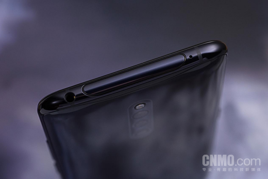 vivo X27 Pro高颜值背后的秘密：双边滑轨美丽“升级”