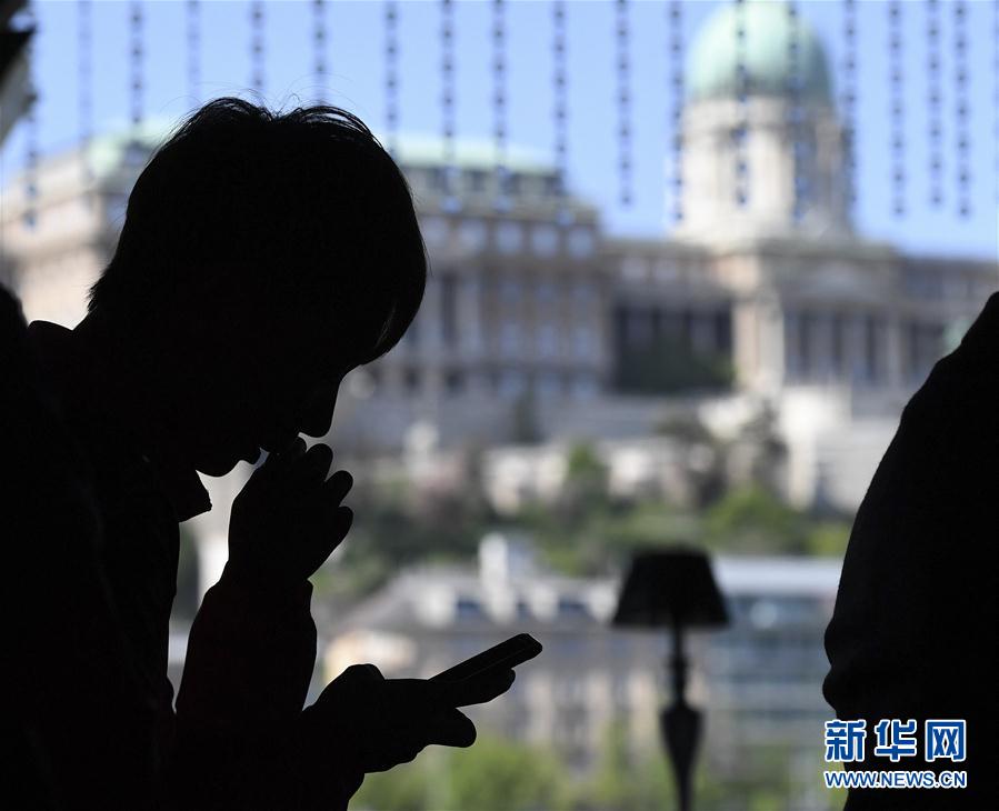 （体育）（4）乒乓球——世乒赛举行单打抽签仪式