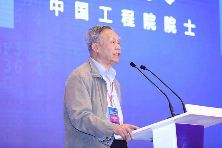 中国工程院院士周仲义