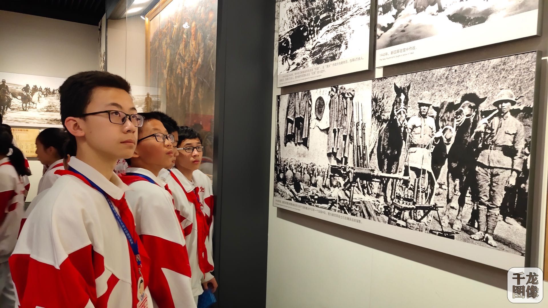 传英烈之志 做向上少年