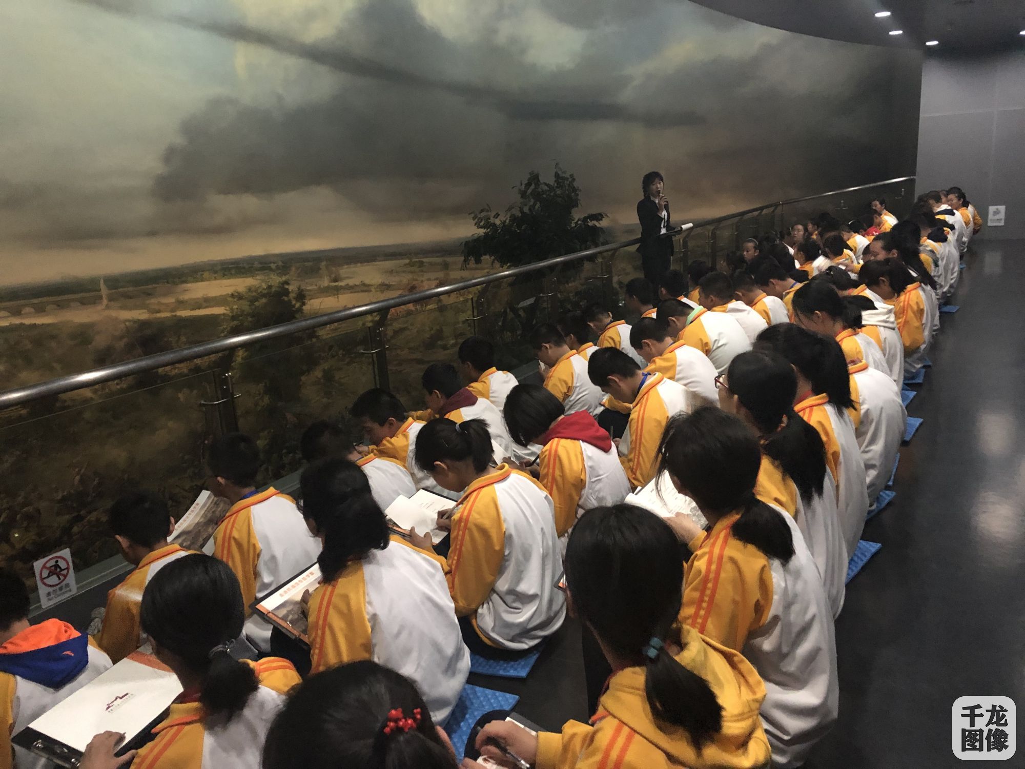 北师大大兴附中走进抗日战争纪念馆
