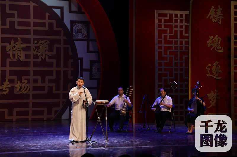 京韵大鼓《探晴雯》表演者：何沄伟 伴奏：马小祥、鲍立、王雪