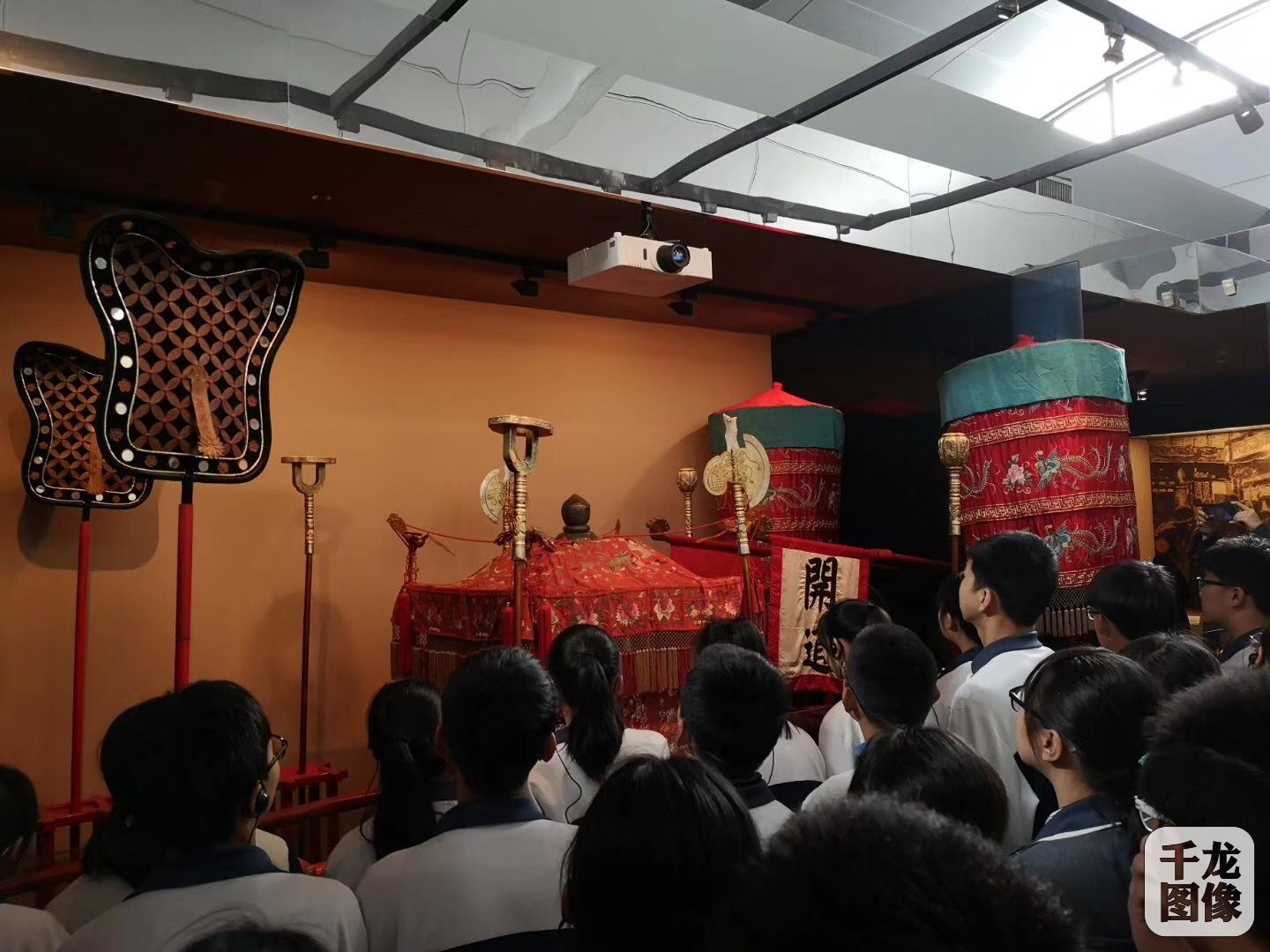 昌平区亭自庄学校走进首都博物馆