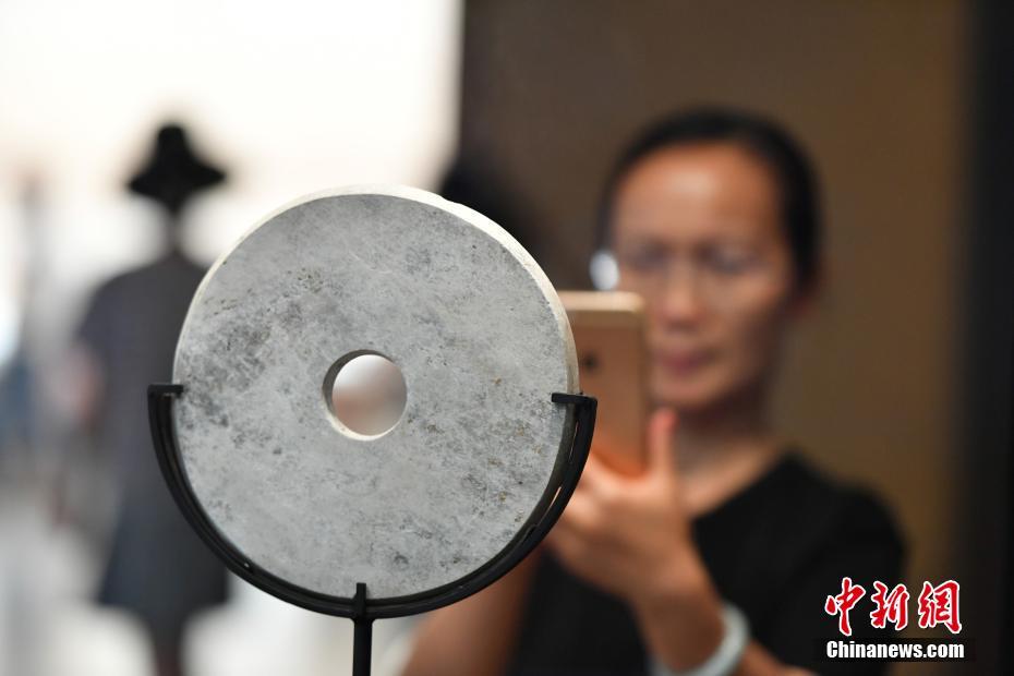 “申遗”成功 民众游览良渚博物院感受5000年文明史