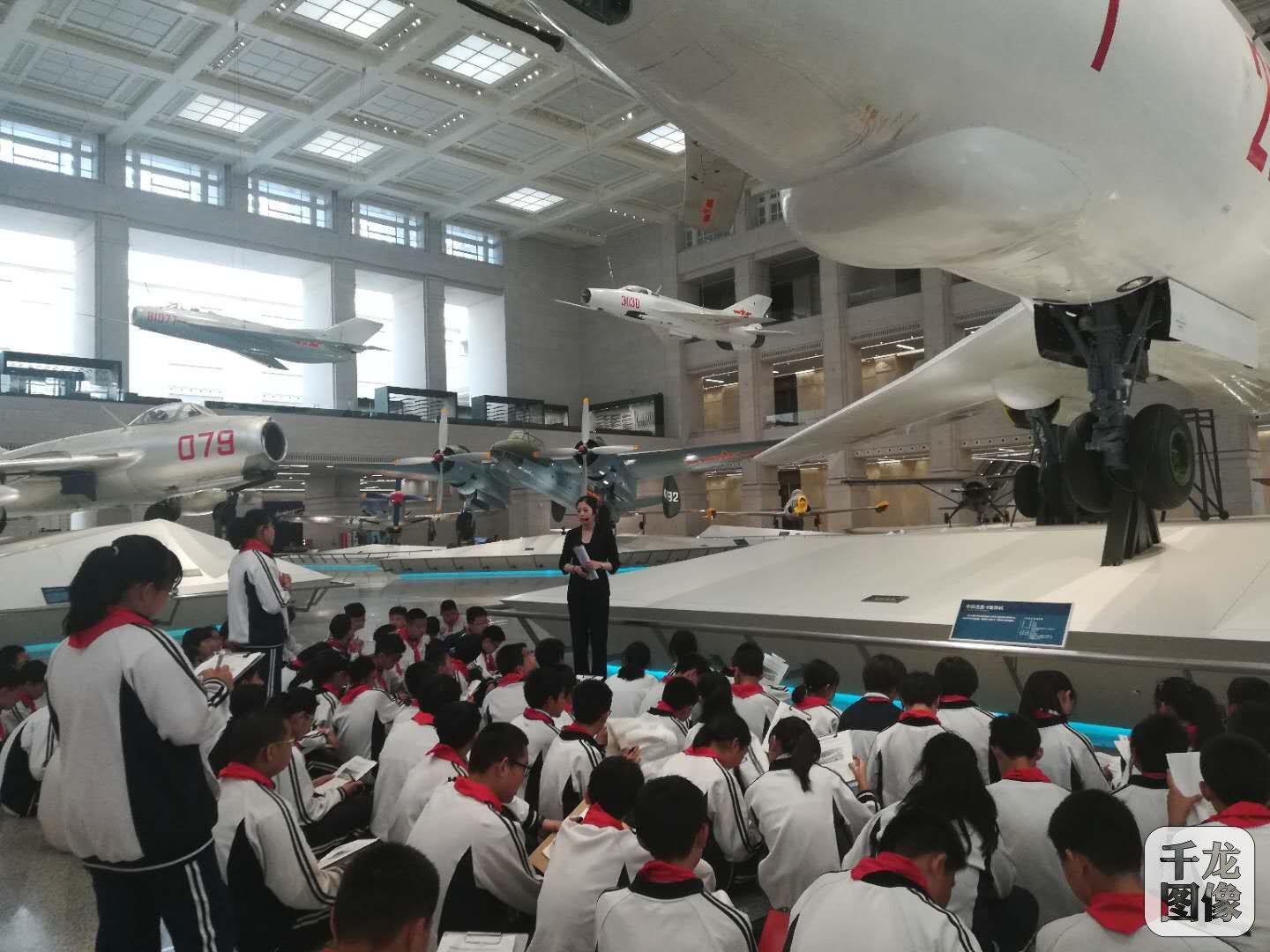 4、18军博参观学习